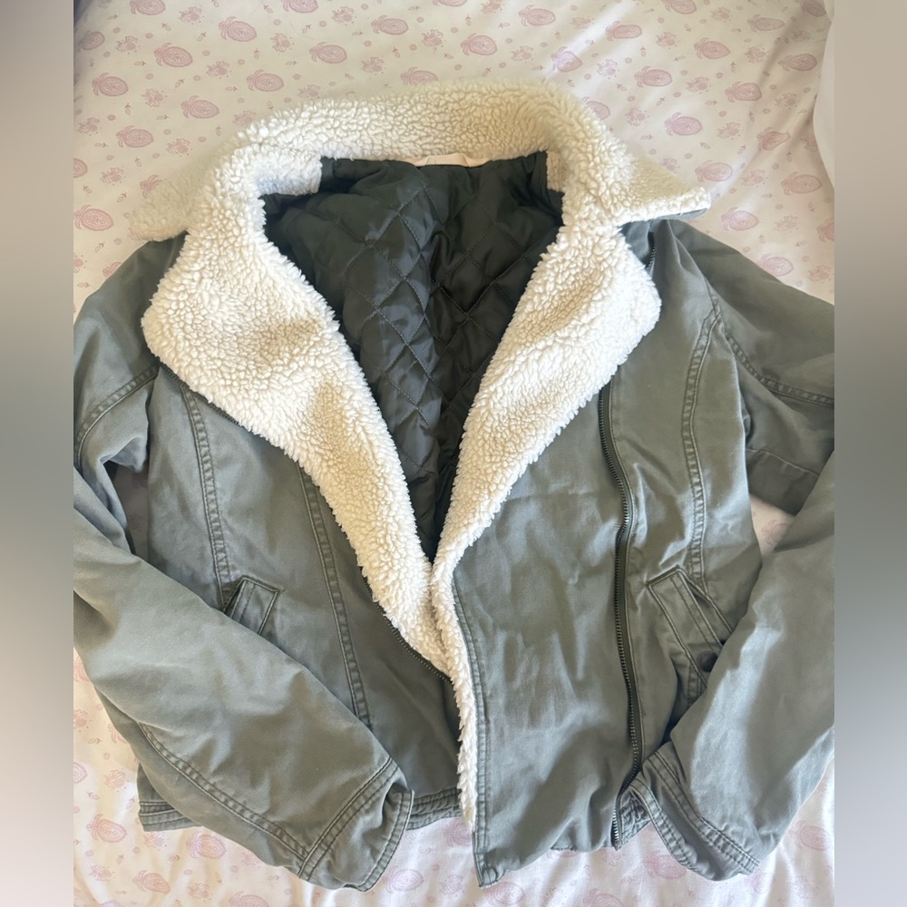 Hollister Olive Green Sherpa Lined Jacket
